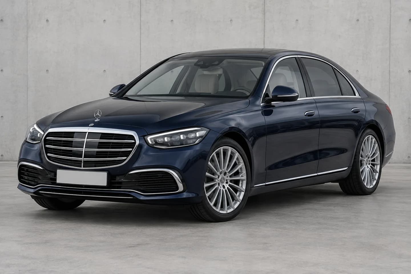 Mercedes-Benz S 450 4MATIC Long, ilustracja AI, widok z przodu pod kątem